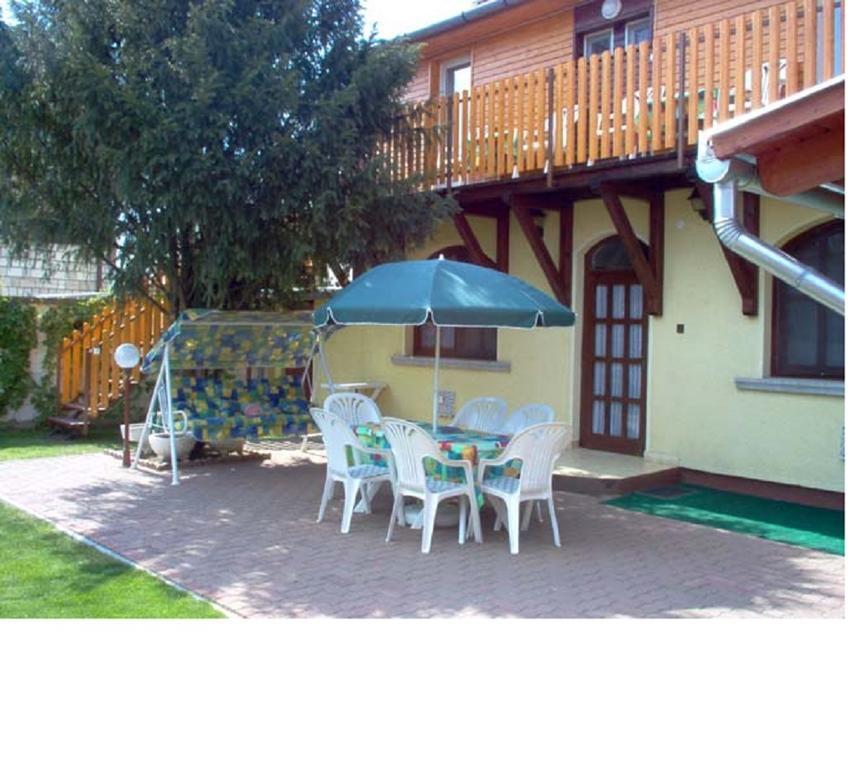 Sarkadi Apartman Hajduszoboszlo Exterior photo