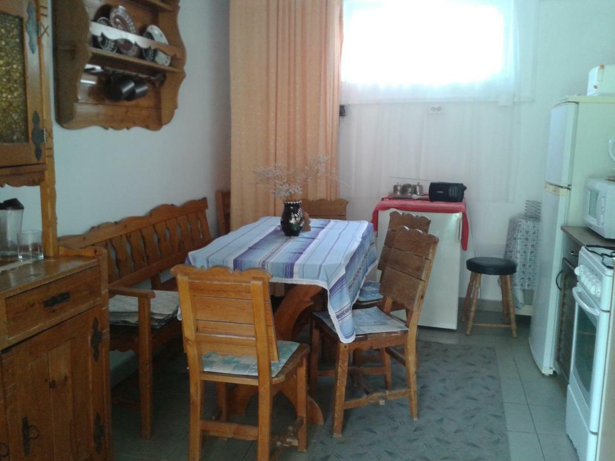 Sarkadi Apartman Hajduszoboszlo Exterior photo